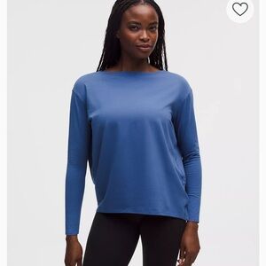 Lululemon long sleeve tee